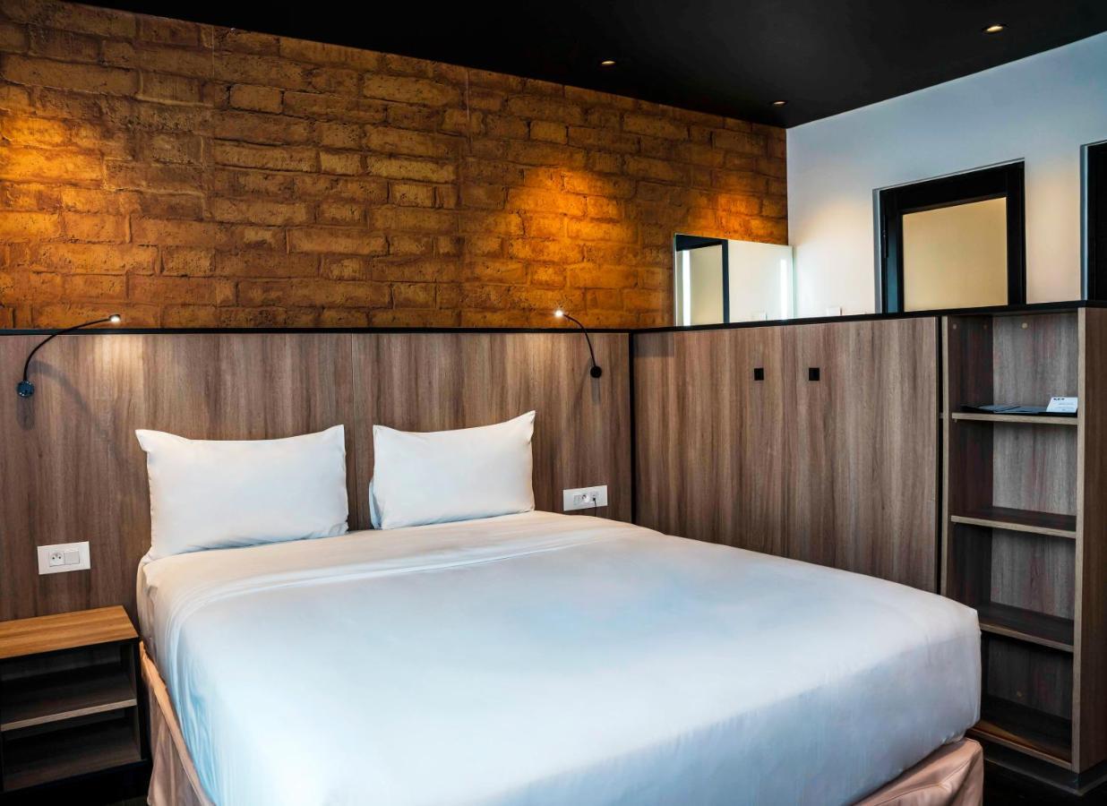 Onomo Hotel דואלה מראה חיצוני תמונה