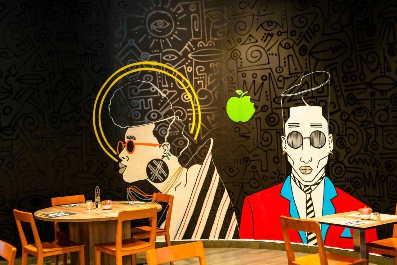 Onomo Hotel דואלה מראה חיצוני תמונה