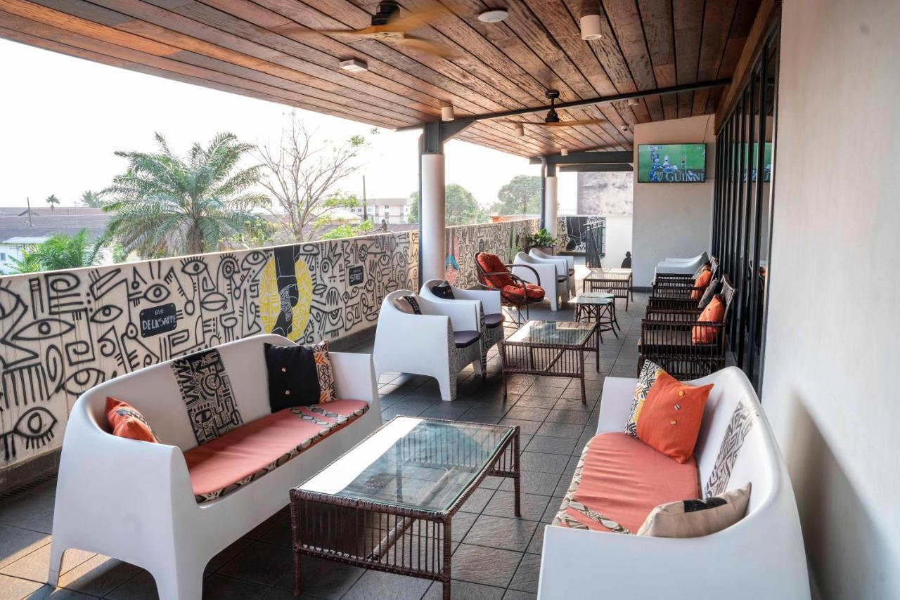 Onomo Hotel דואלה מראה חיצוני תמונה