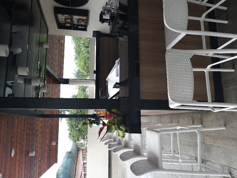 Onomo Hotel דואלה מראה חיצוני תמונה