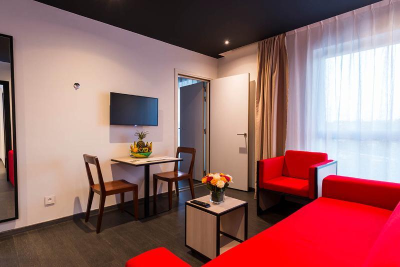 Onomo Hotel דואלה מראה חיצוני תמונה